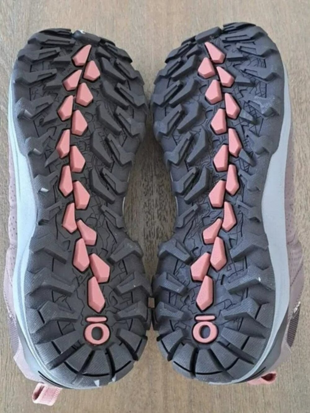 Oboz Sypes Low Leather WP Hiking Shoes - Color: Peppercorn - Size: Women's 7 - Picture 8 of 9